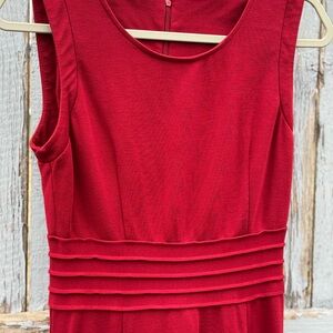 41 Hawthron Skater Dress Women’s Medium Sleeveless Red Pleated Waist Stitch Fix